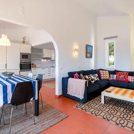 Ocean View 3 Bdr House With Patio By Lovelystay Ferienhaus Porches (Algarve)