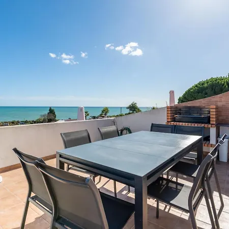 Ocean View 3 Bdr House With Patio By Lovelystay Holiday home Porches (Algarve)
