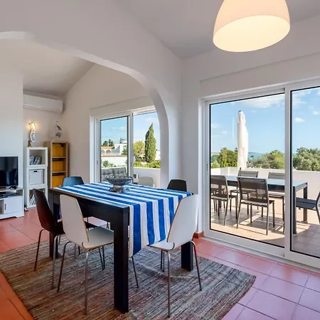 Holiday home Ocean View 2 Bdr House With Patio By Lovelystay *