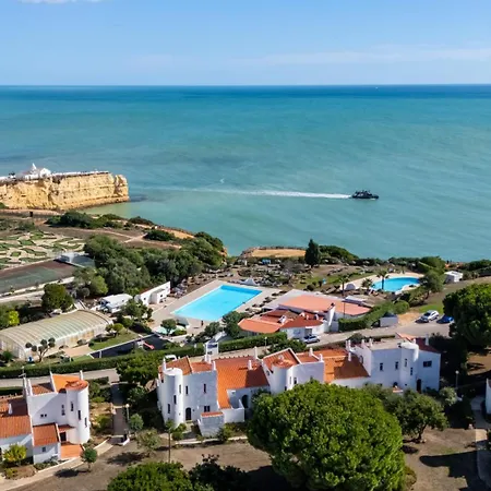 Ocean View 2 Bdr House With Patio By Lovelystay Porches (Algarve)