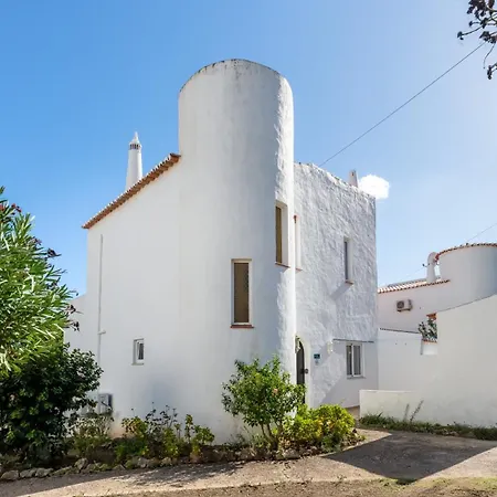 Ocean View 2 Bdr House With Patio By Lovelystay Holiday home Porches (Algarve)