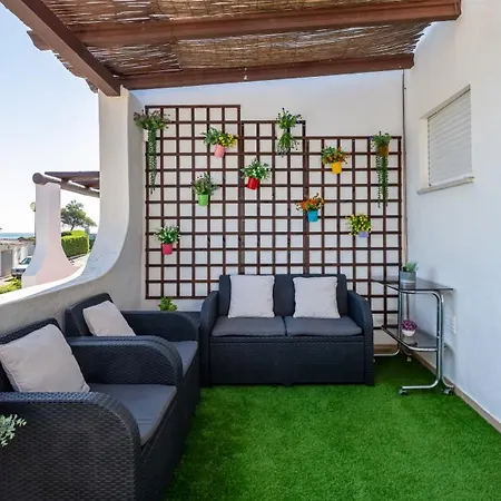 Ocean View 2 Bdr House With Patio By Lovelystay * Porches (Algarve)
