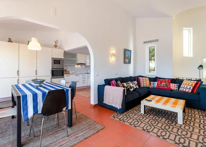 Ocean View 3 Bdr House With Patio By Lovelystay Casa de Férias Porches (Algarve)