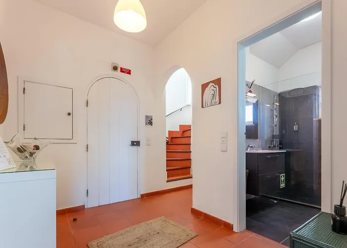 Ocean View 3 Bdr House With Patio By Lovelystay * Porches (Algarve)