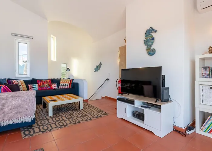 Ocean View 3 Bdr House With Patio By Lovelystay * Porches (Algarve)