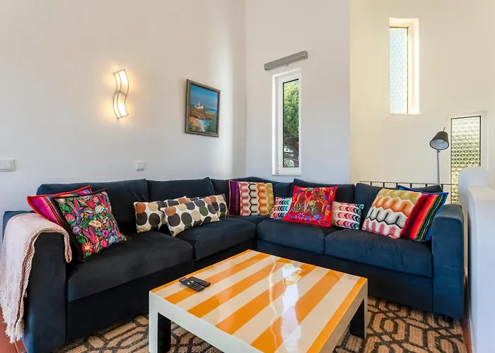 Casa de Férias Ocean View 3 Bdr House With Patio By Lovelystay Porches (Algarve)