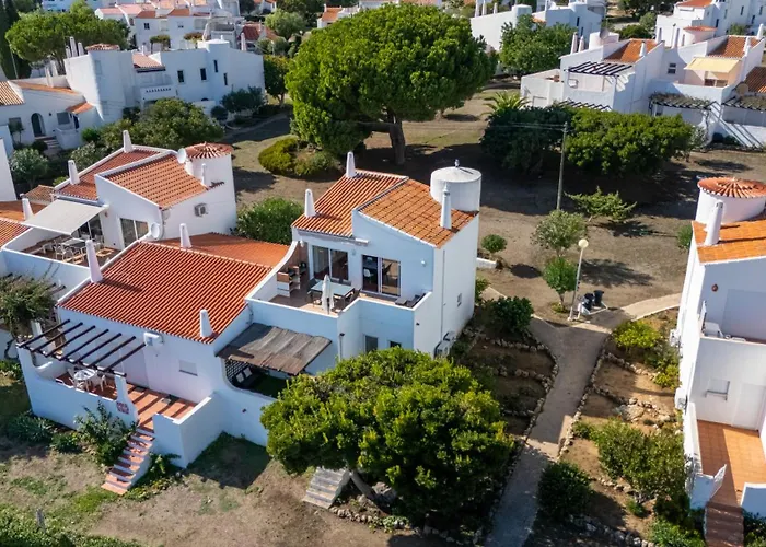 Ocean View 3 Bdr House With Patio By Lovelystay * Porches (Algarve)