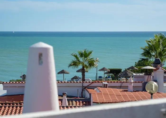 Ocean View 3 Bdr House With Patio By Lovelystay