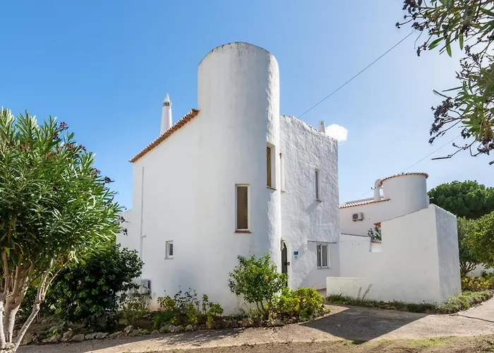 Ocean View 3 Bdr House With Patio By Lovelystay Prázdninový dům Porches (Algarve)